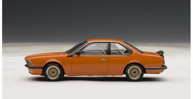 BMW 635CSi Plain Body version Orange 1:43 AUTOart 68448