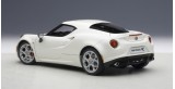 Alfa Romeo 4C Composite Model White 1:18  AUTOart 70188