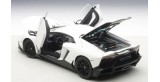 Lamborghini Aventador LP720-4 White 1:18 AUTOart 74683