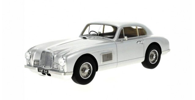 Aston Martin Db2 Fixed Head Coupe 1950 Silver 1:18 Scale BoS Models BOS247