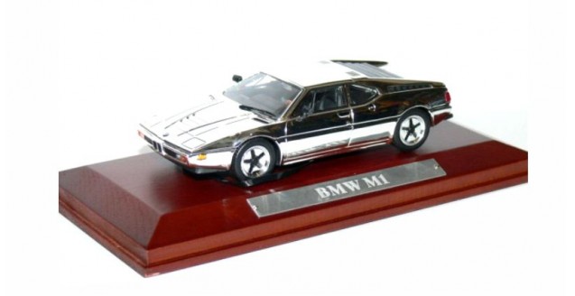 BMW M1 Chrome Finish 1:43 Silver Cars Collection 40220569